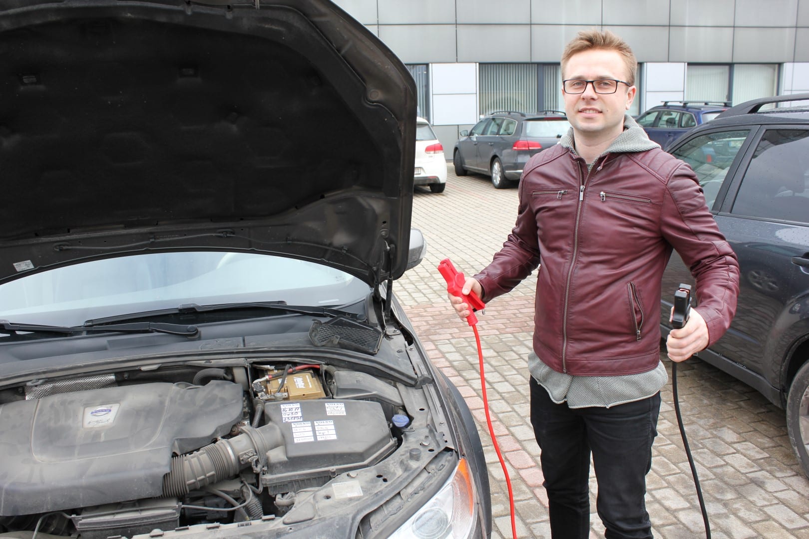 how to test your car battery How to use multimeter to test car battery