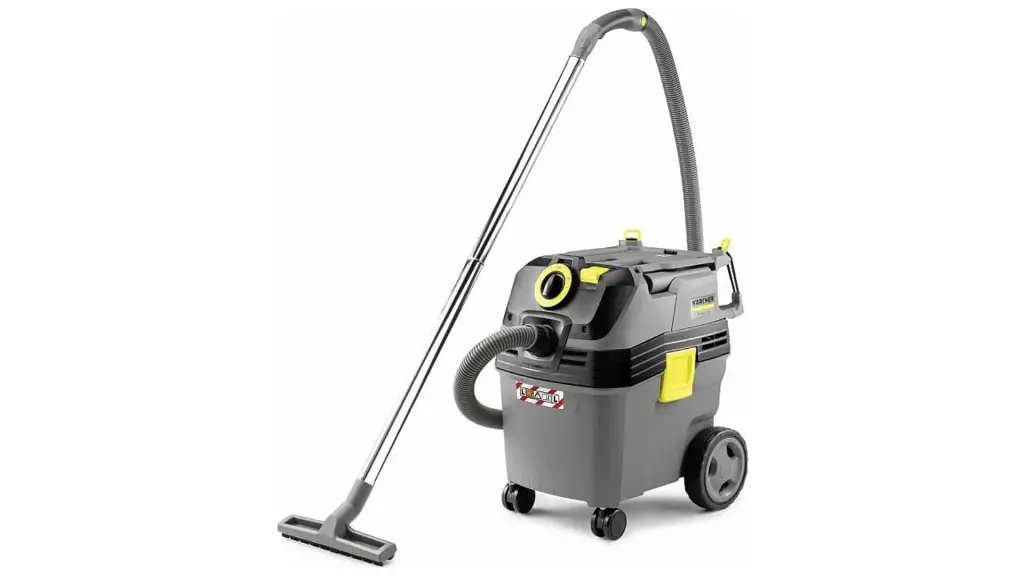 The difference between wet and dry vacuum cleaner